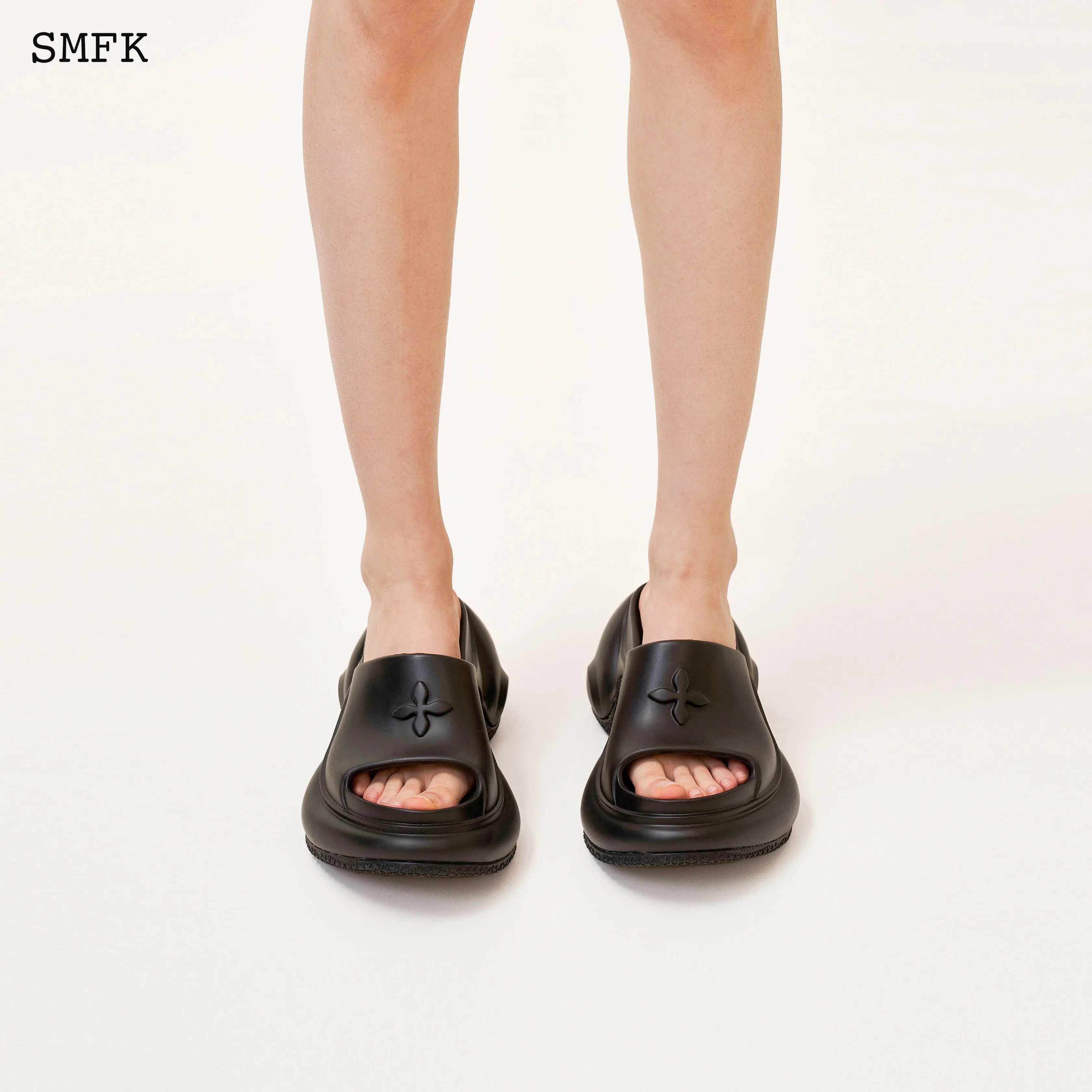 COMPASS WAVE High-heeled Bumper Sandals Wilderness Black