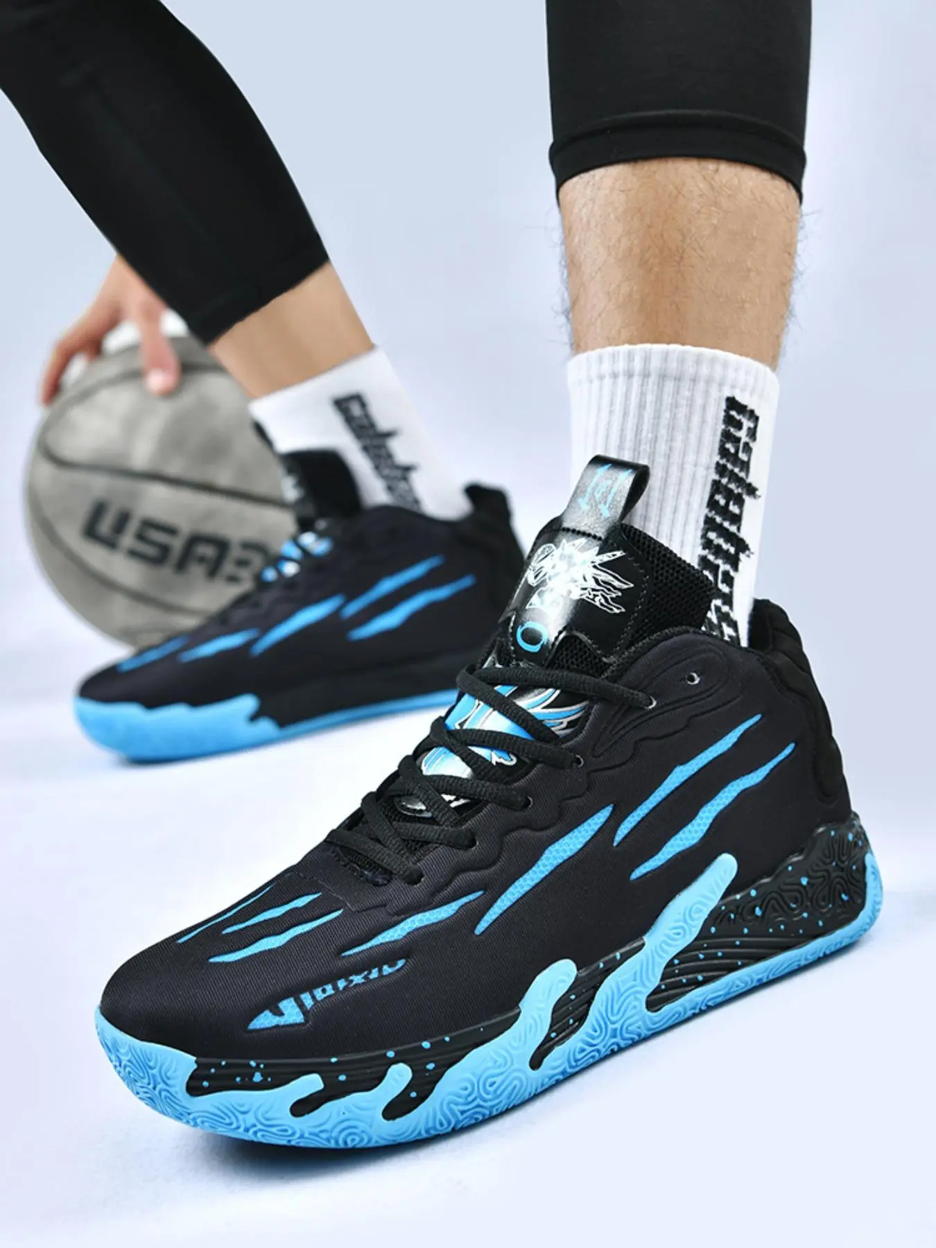 Men's Fashionable Patchwork Print Basketball Shoes, Casual Comfortable Breathable Sports Shoes, Basketball Shoes for Men, Trainer Shoes, Athletic Shoes, Sneakers, Graphic Print Sneakers