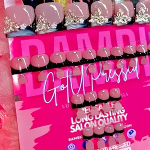 Toe Press-On Nails with Bling