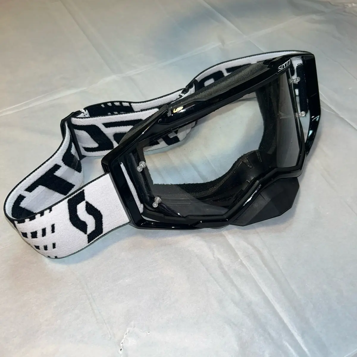 Scott goggles