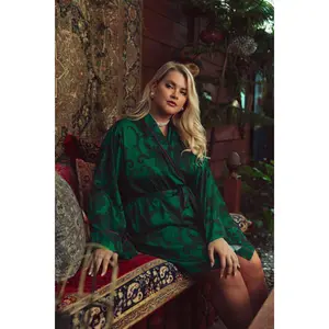 Kilo Brava Short Emerald Damask Robe