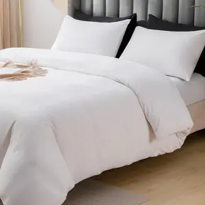 Solid Color Duvet Cover Set, 2/3 Counts Soft Comfortable Bedding Set, Including 1 Duvet Cover & 1/2 Pillowcase without Filler, Bedding Supplies for Home Hotel
