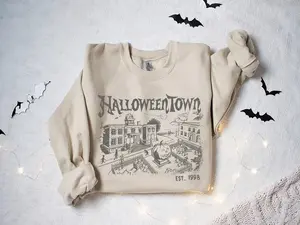 Halloweentown Est 1998 Sweatshirt, Retro Halloween Town Crewneck Sweater Halloweentown University Halloween Fall Sweatshirt, Halloween sweater retro, Spooky Season womens shirt