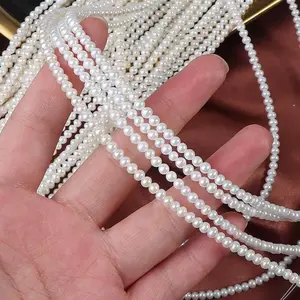 White Natural Freshwater Pearls Round Beads