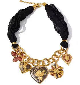 Black lace vintage Necklace