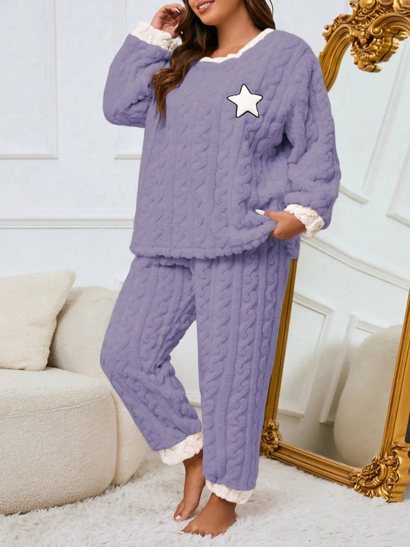 Plus Size Round Neck Star Embroidery Long Pajama Set, Matching Pj Set, Fleece Lined Thick Warm Homewear, Outer Wear Fashion Sleepwear for Women