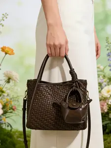 New Handwoven Crossbody Shoulder Clutch, Casual Soft Leather Bao Single Shoulder Bag, Fashionable Large Capacity Basket Bag, Simple High-End Lazy Style