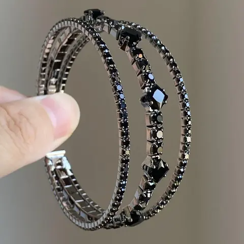 Fashionable Geometric Black Rhinestone Multi-layer Open Zinc Alloy Bracelet for Women, Simple and Elegant Temperament, Versatile Party Bracelet for Daily Use, Trendy Bangle, Rhinestone Decor Bangles, Bangle Jewelry, Rhinestone Decorated Bracelet