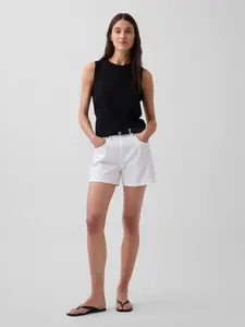Gap Women's 3.5" High Rise Relaxed Straight Denim Shorts