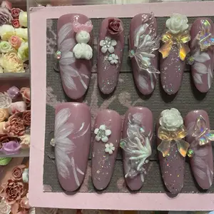 Beautiful, Hand Crafted & Designed Size Large Press On Nails Set #040