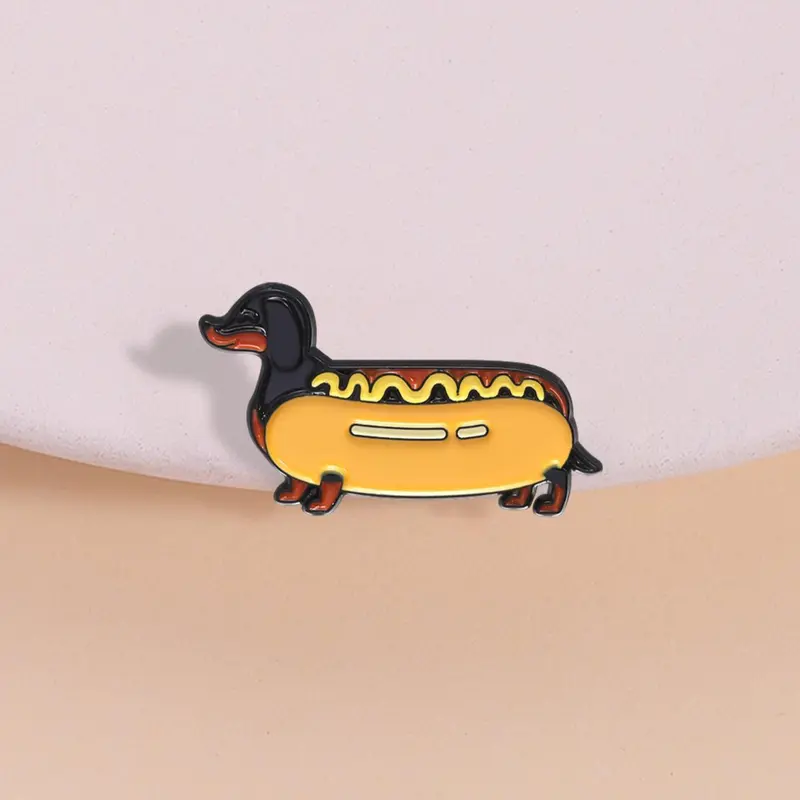 Hot Dog Dog Badge, Shaped Badges, Dachshund Cosplay Hot Dog Design for Pet Owners, Humorous Accessories for Dog Lovers and Icebreaker Social Tools, Brooch, Alloy Brooch Pin, Cute