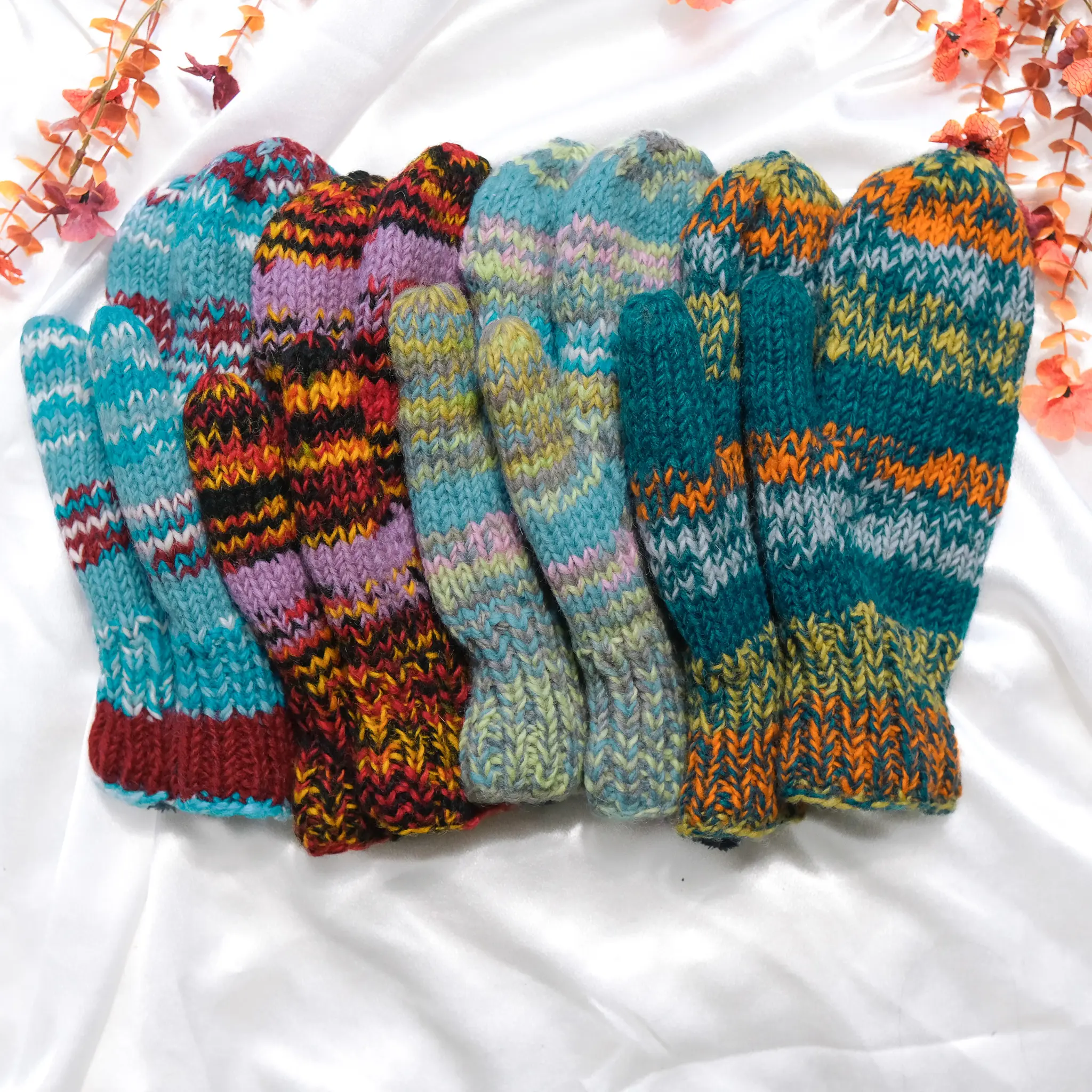 HandKnit Wool Mittens , Cozy Winter Gloves Soft & Warm Handmade Gift for Her Fleece Lined Winter Accessory Ethically Sourced Slow Fashion Sustainable Fashion