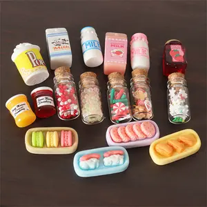 Festive Dollhouse Decor Set 17pcs Miniature Christmas Scene Decoration Glass Bottle Candy Lollipop Doll House Halloween Accessories BJD Props Lollipops Jam