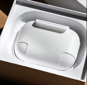 Bluetooth Earbuds with Active Noise Cancellation Adaptive Audio, USB-C Charging Case, Long Battery Life, Automatic Intelligent Matching Compatible with All Systems, Suitable for Listening to Music and Watching Movies