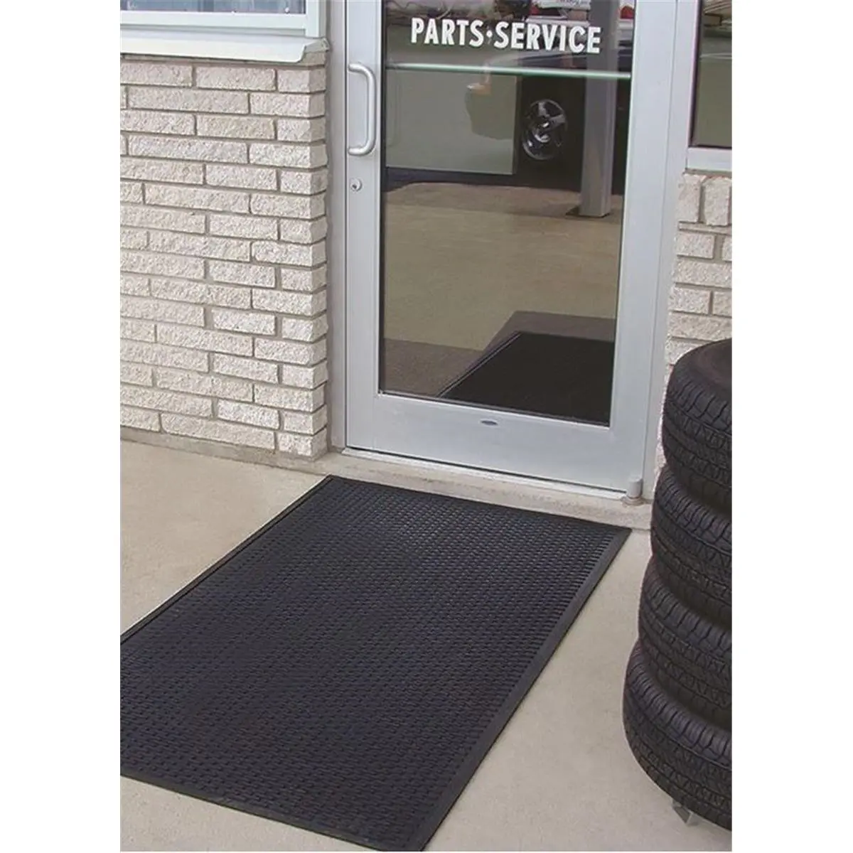 Durable 697S23BK 24 x 36 in. Scraper Entrance Mat, Black