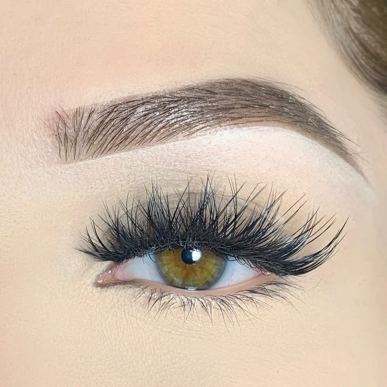 Video Vixen Lashes - Fluffy Spikey Falsies