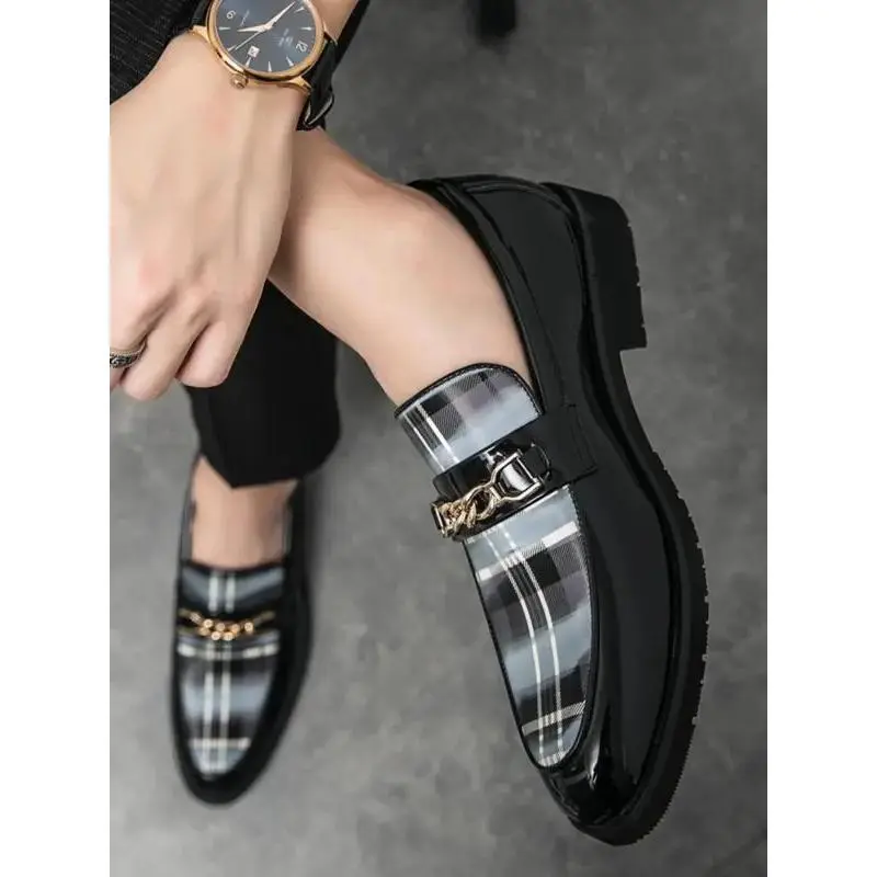 Men's 2024 Fashion Flat Slip-On Loafers - British Style, Chain-Decorated, Casual Nylon Dance Shoes, Round Toe, Comfortable Footwear for Wedding, Party