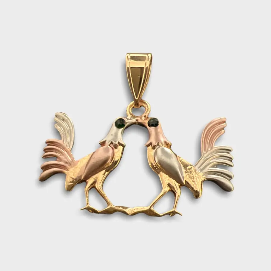 Tri-color fighting roosters pendant in 18k of gold layering