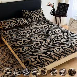 Faux Rabbit Fur Fitted Sheet 1pc – Leopard/Tiger/Butterfly Print, Luxury Soft & Warm Solid Color Bedding, High-Quality Set with 1 Fitted Sheet or 2 Pillowcases, All-Season Use, Perfect for Bedroom, Dorm, Sofa, Fluffy Cozy Christmas Gift Bedsheet Sets