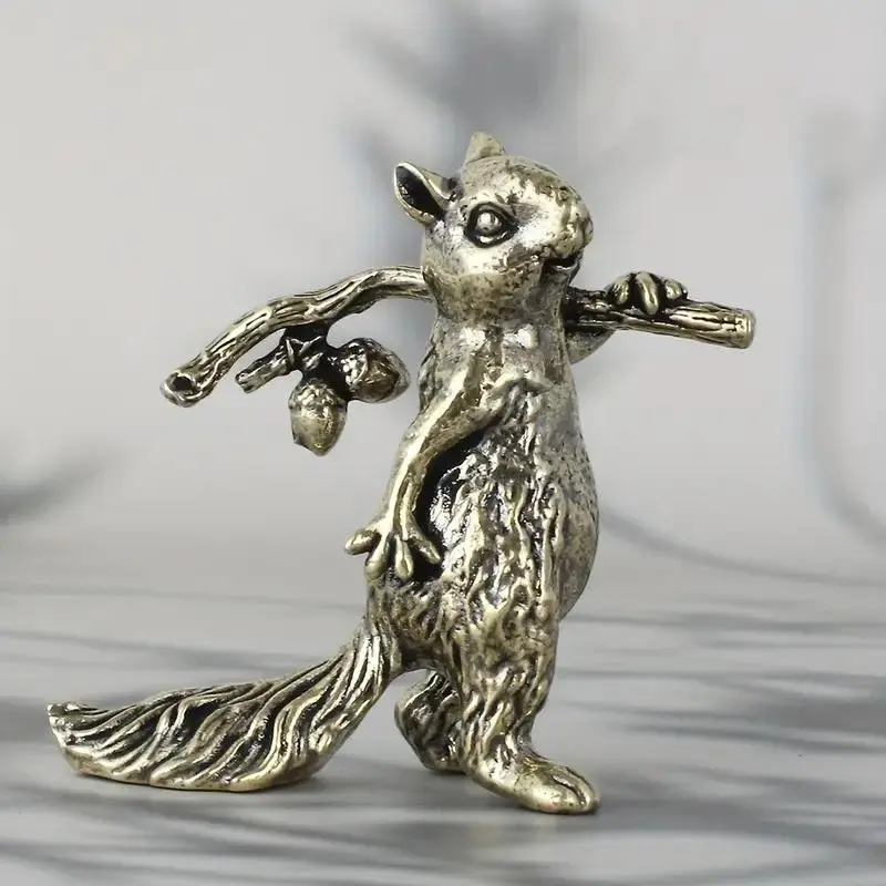 Vintage Brass Squirrel Statue, Home Decor Statue, Decorative Sculptures, Figurines Decor, Antique Copper Art, Ideal Tea Pet Collectible Figurine & Gift, Perfect for Living Room, TV Stand, Porch