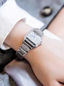 Ladies' quartz watch, Quartz wristwatch, light luxury, outdoor leisure, small square temperament, casual simple compact watch for female stu