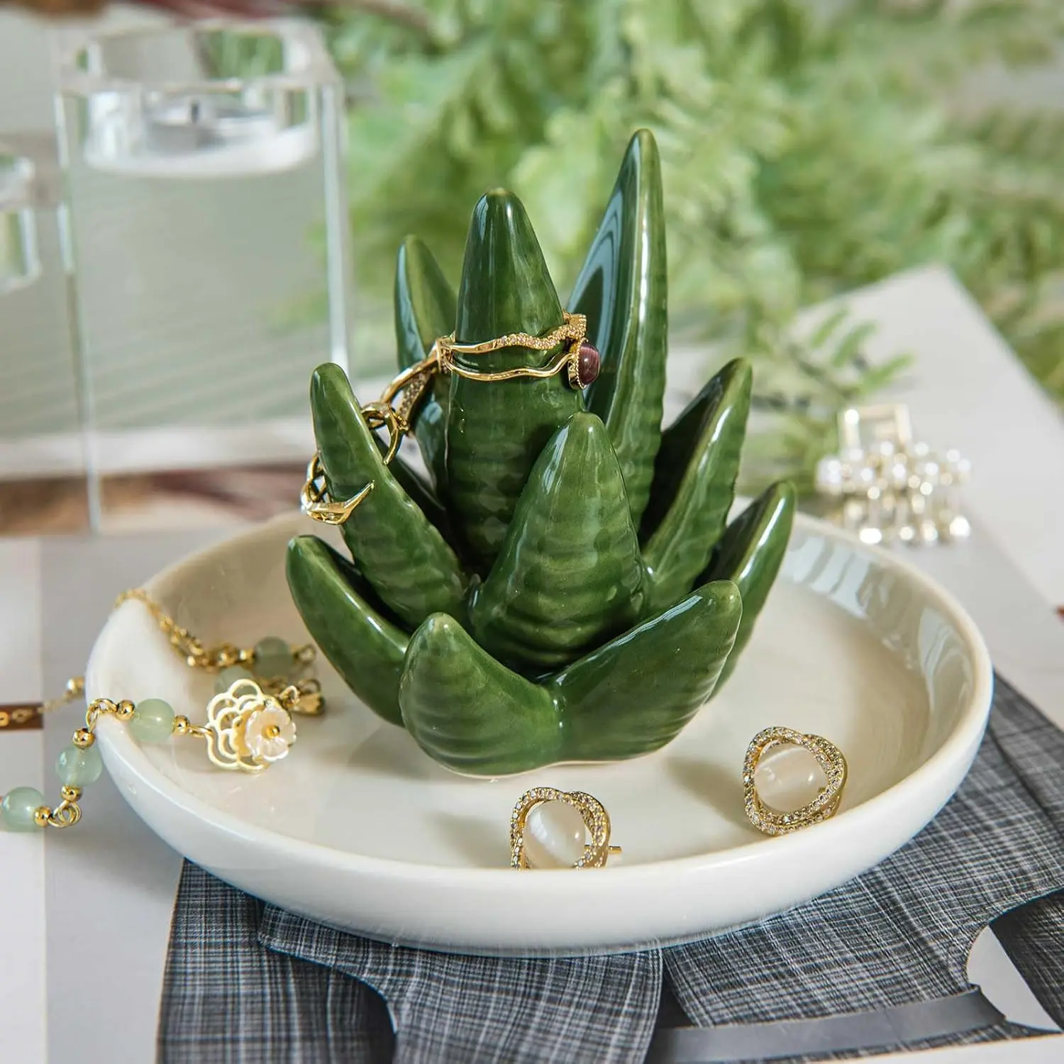 Modern Irregular Durable Ceramic Cactus Aloe Jewelry Holder Dish - Decorative Home Organizer, Storage for Necklaces, Keychains, Rings - Cute Birthday Gift for Women