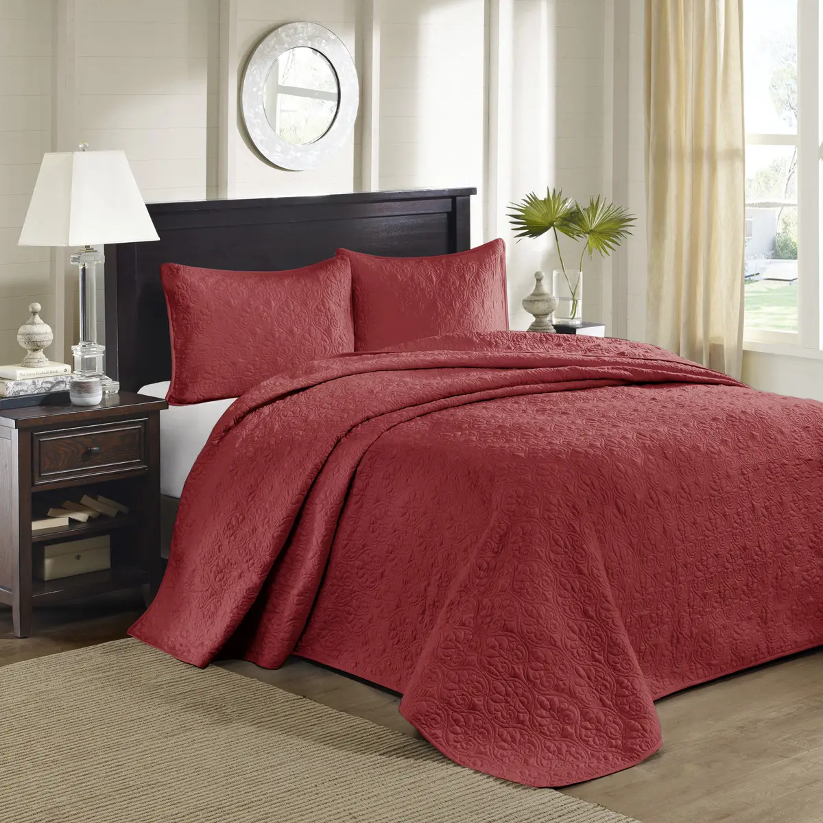 King Size Red Reversible Bedspread Set – Lightweight Quilted Coverlet with Pillow Shams, Soft Microfiber All-Season Bedding for Master or Guest Bedroom