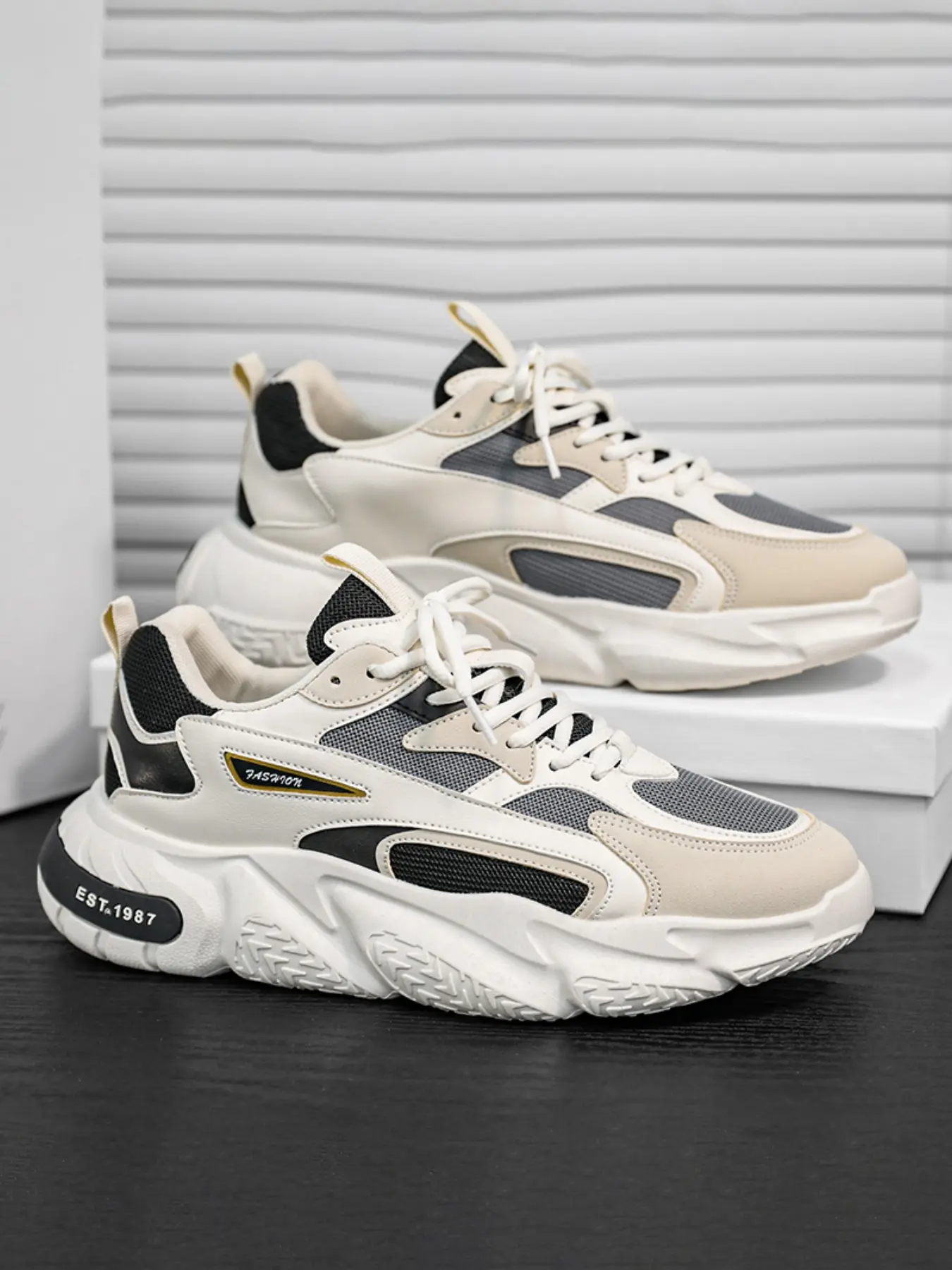 Men's Trendy Patchwork Colorblock Dad Shoes, Road Running Shoes, Sports Running Shoes, Sporty Running Shoes, Running Athletic Shoes, Breathable Mesh Upper, Thick Sole, Anti-Slip, Vintage Style Casual Running Sneakers, Shoe For Runners
