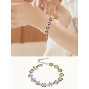 Women's Dopamine Daisy Bracelet | Vacation Style Colorful Flower Niche Design Hand Jewelry