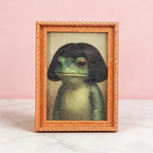 1pc Funny Frog Magnet, Mini Fridge Magnet with Green Frog & Haircut Design, Modern Kitchen Decor, Durable Wood Construction for Refrigerator, Fridge, Refrigerator Decorating Magnet