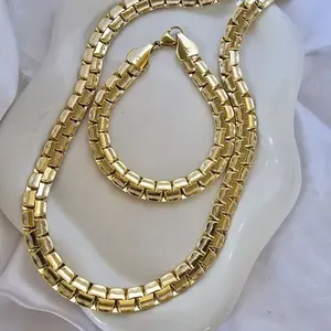 Unisex Gold Chain and Bracelet Set - Fashionable Jewelry for All