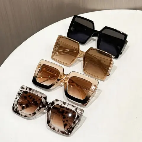 4 Pairs Fashionable Women's Large Frame Sunglasses Set, French Lazy Style, Ideal for Commuting, Camping, Traveling and Daily Wear, Trendy Square Sunglasses, Casual Sunglasses, Stylish Sunglasses