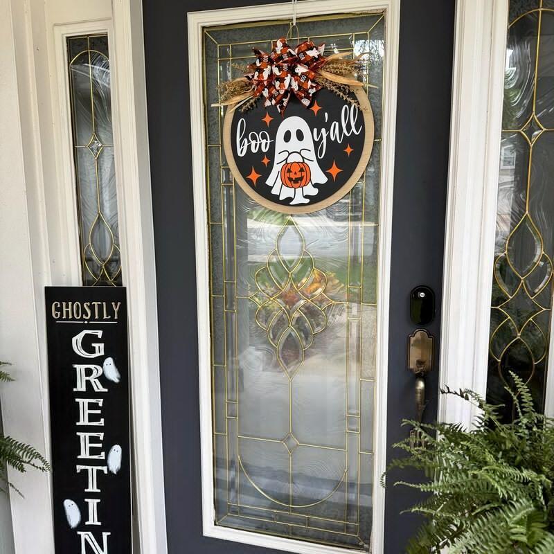 Halloween Front Porch Decor 2026, Halloween Door Sign, Fall Front Door Decor, Farmhouse Porch Home Decoration，Housewarming gift.
