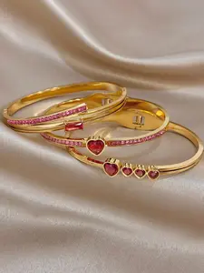 3pcs 18K Gold Plated Stainless Steel Women's Bangle Bracelets Set, Includes Heart Charms, Pink Rhinestones, Rectangular Crystals, Stackable Gold Tone Bangles, Elegant Style, Romantic Jewelry