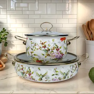 Retro enamel magpie soup pot, multifunctional seafood pot, large capacity hot pot, versatile, pot, induction cooker gas stove universal boutique kitchenware