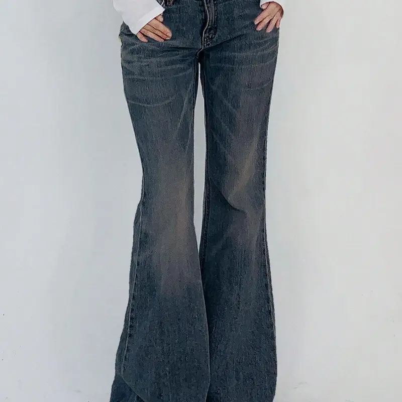 Women's Plain Basic Button Flare Leg Stretchy Flattering Jeans, Flared Leg Jeans, Casual Fashion Pocket Design Denim Trousers Pants for Daily Outdoor Wear, Ladies Bottoms for Summer, Womenswear