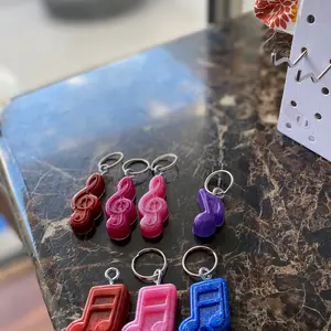 Resin music notes keychain