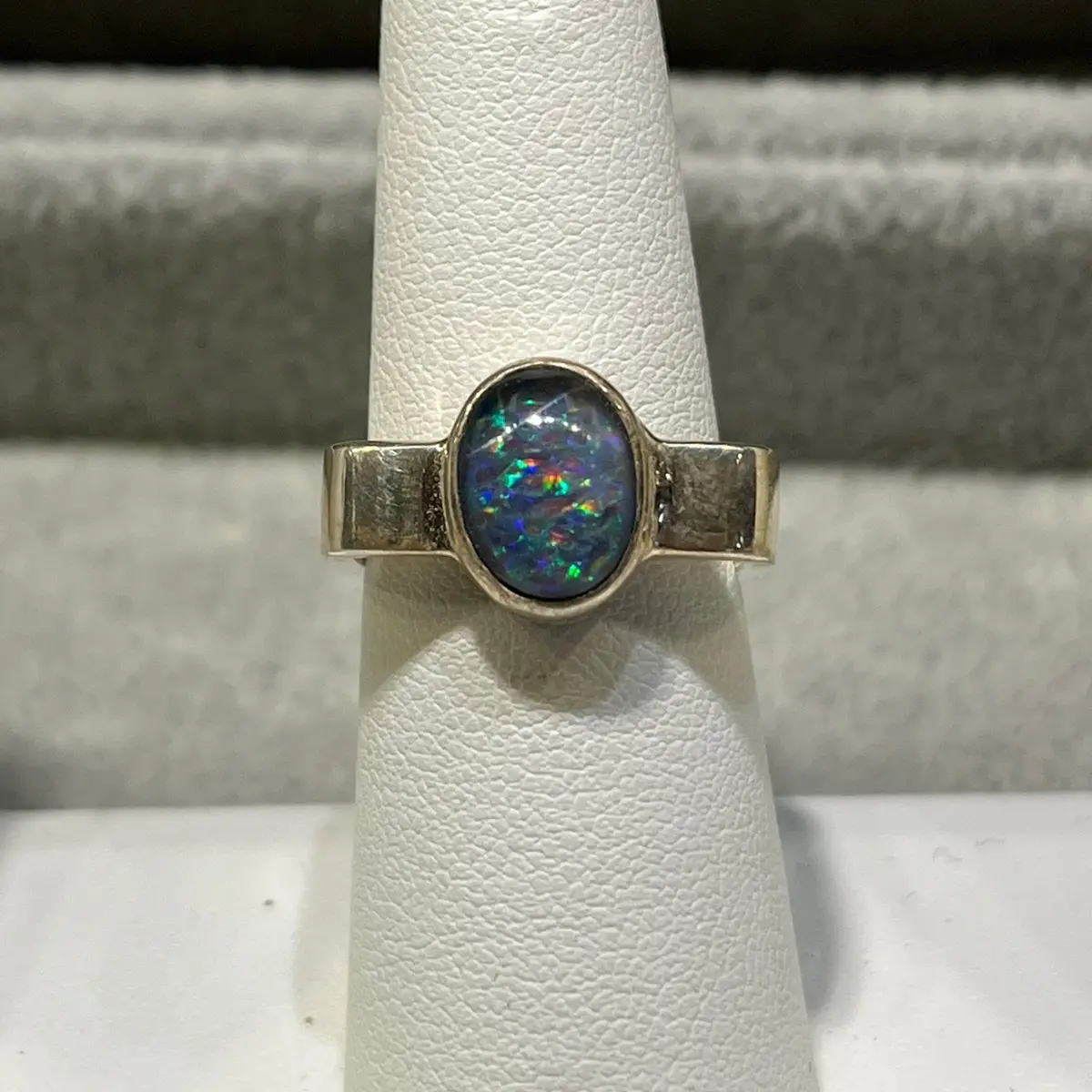 SQUARE OPAL RINGS. Size 6/7