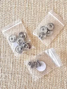 Snaps (Multiple Sizes)