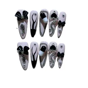 W37 The production Nail Mine is a detachable and repeatable nail patch for Spice Girls