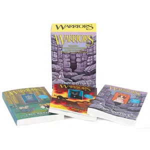 Warriors 3-Book Full-Color Box Set: Graystripe's Adventure; Ravenpaw's Path, SkyClan and the Stranger (Warriors Manga) by Erin Hunter [Paperback Book]