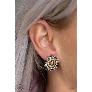 Flowering Dazzle - Brass - Paparazzi (Clip-on)