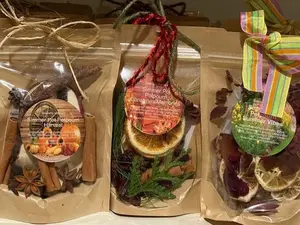 Simmer Pot Stovetop Potpourri Home Fragrance with Natural Spices Fruits and Herbs