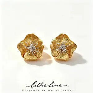 Litheline 24K Gold Plated Two-Tone Flower Earrings, 3D Stamen Brilliant Cut Texture Vintage French Minimalist Luxury Jewelry