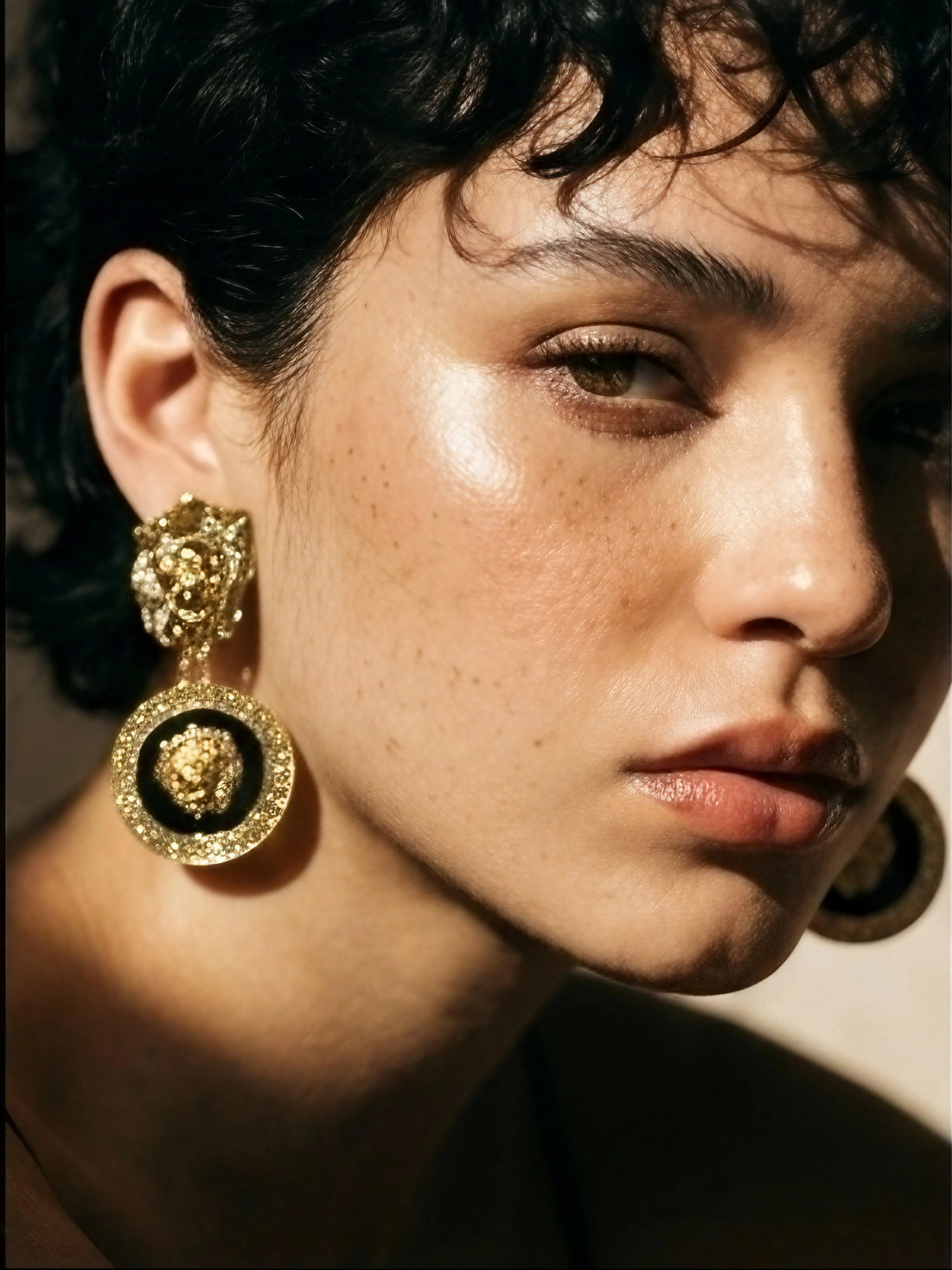 Women's Chunky Gold Lion Head Dangle Earrings - Fashion Costume Jewelry Accessories
