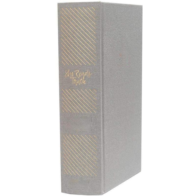 CSB She Reads Truth Bible, Gray Linen Cloth Over Board, Black Letter, Full-Color Design, Wide Margins, Notetaking Space, Devotionals, Reading Plans, Easy-To-Read Bible Serif Type Hardcover – April 15, 2017