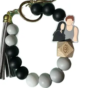 Twilight keychain   Edward and Bella