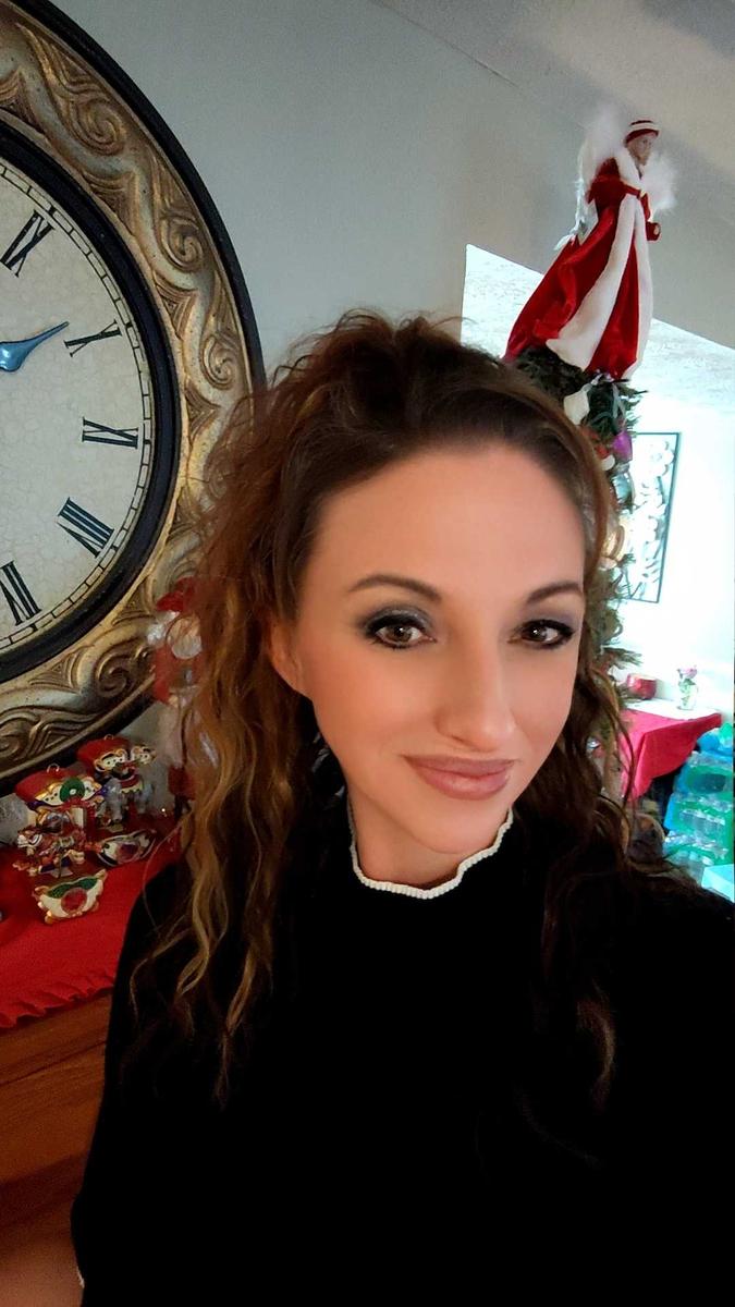 Item: Brown with Blonde Highlights, color