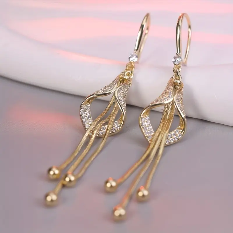 Elegant 14K gold-plated crystal tassel earrings, zinc alloy long hanging earrings, equipped with synthetic diamonds, copper earrings, suitable for women aged 14 and above to wear