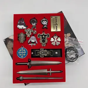 Black Magic Clover Keychain Anime Peripheral Four-leaf Clover Keychain Model Pendant Accessory